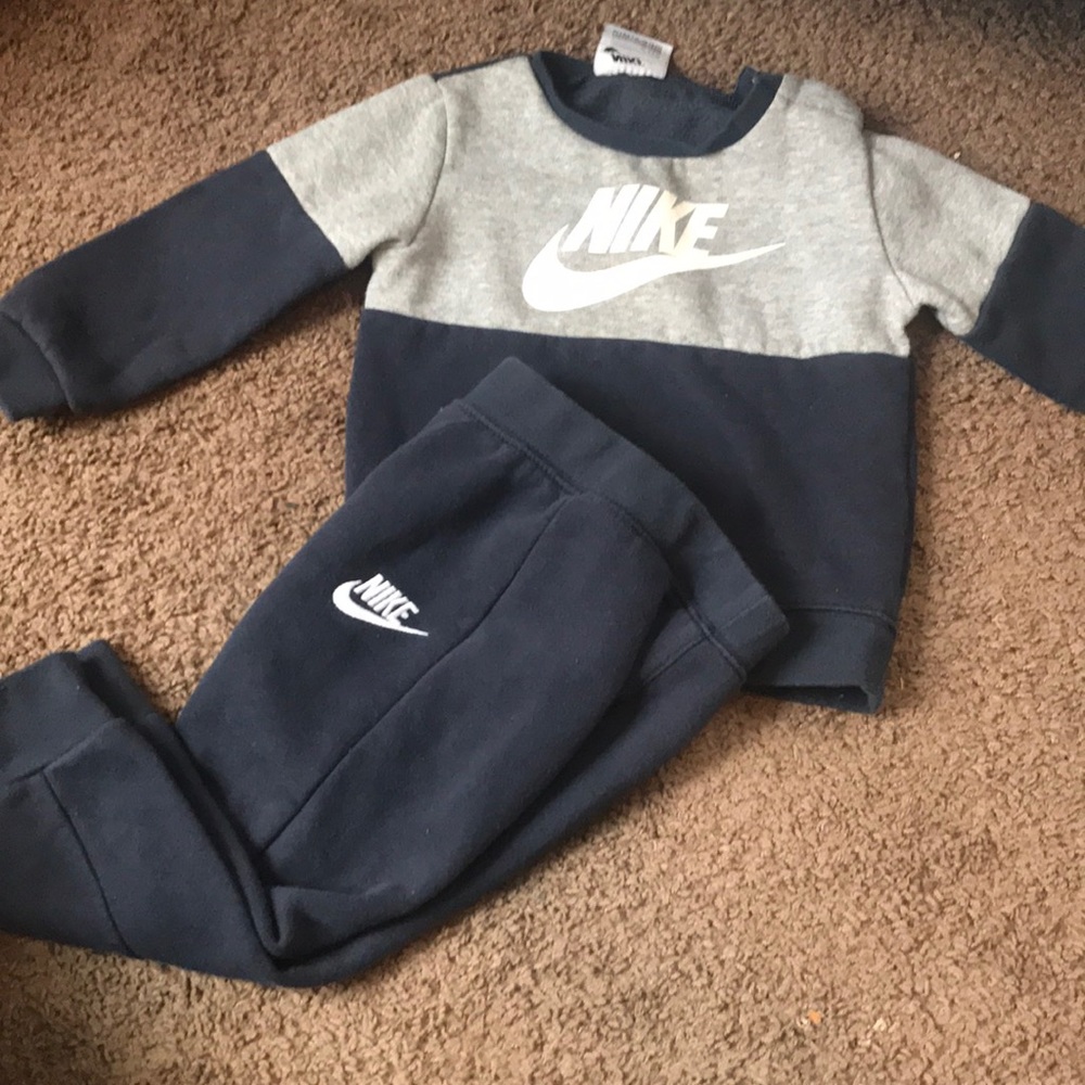 Matching Nike set